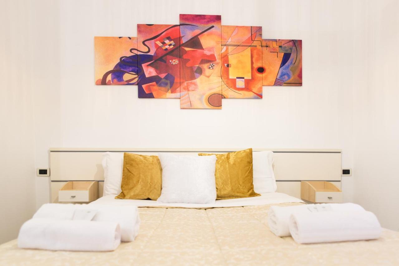 8- Tourist House Bologna - Light House - Self Check-In Apartamento Exterior foto