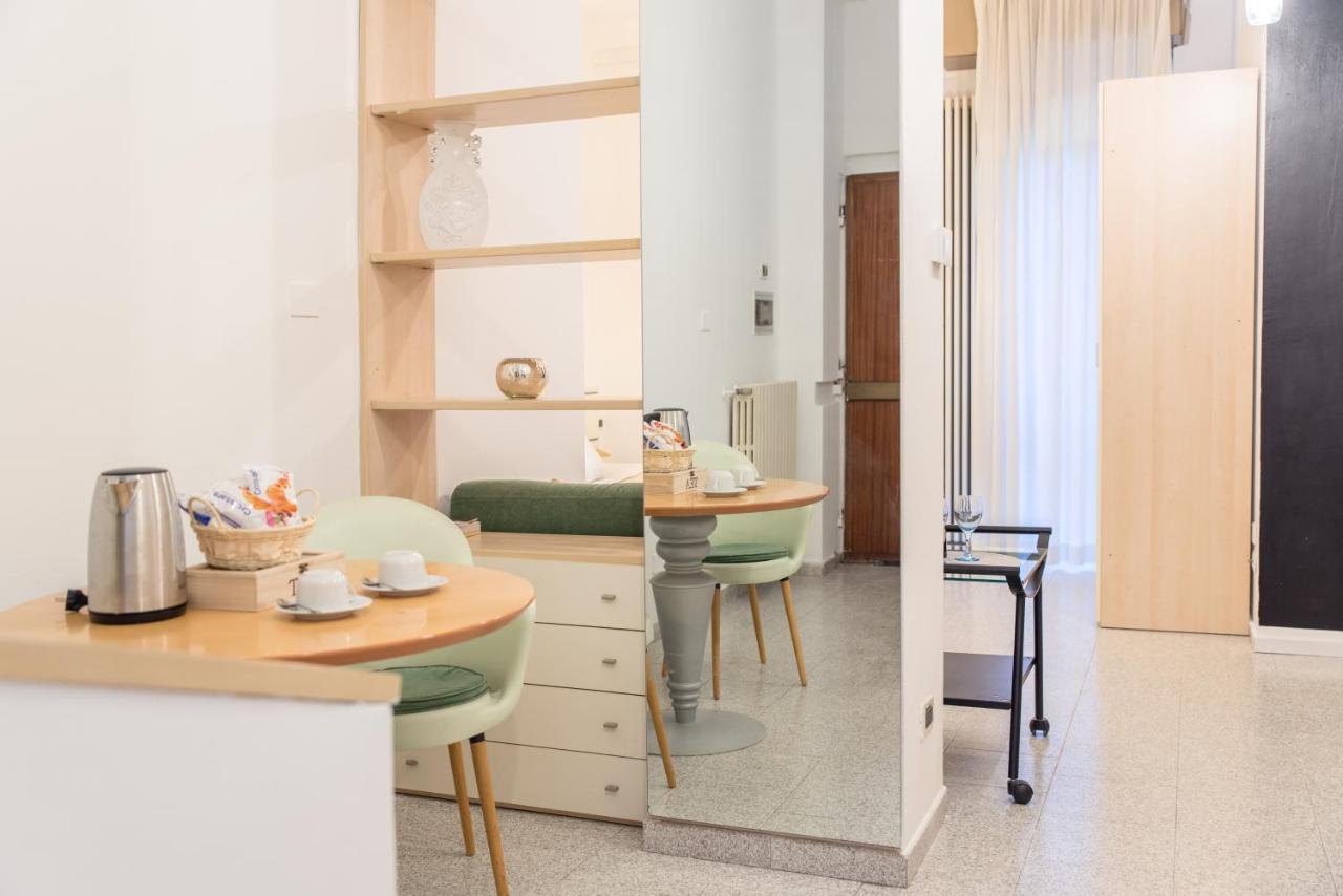 8- Tourist House Bologna - Light House - Self Check-In Apartamento Exterior foto