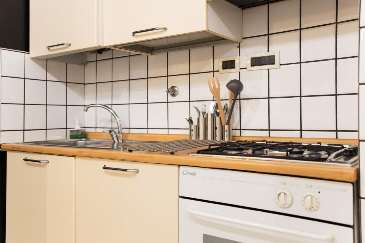 8- Tourist House Bologna - Light House - Self Check-In Apartamento Exterior foto